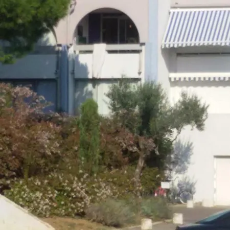 Grau Du Roi Floralies Ii Proche Parking Lejlighed